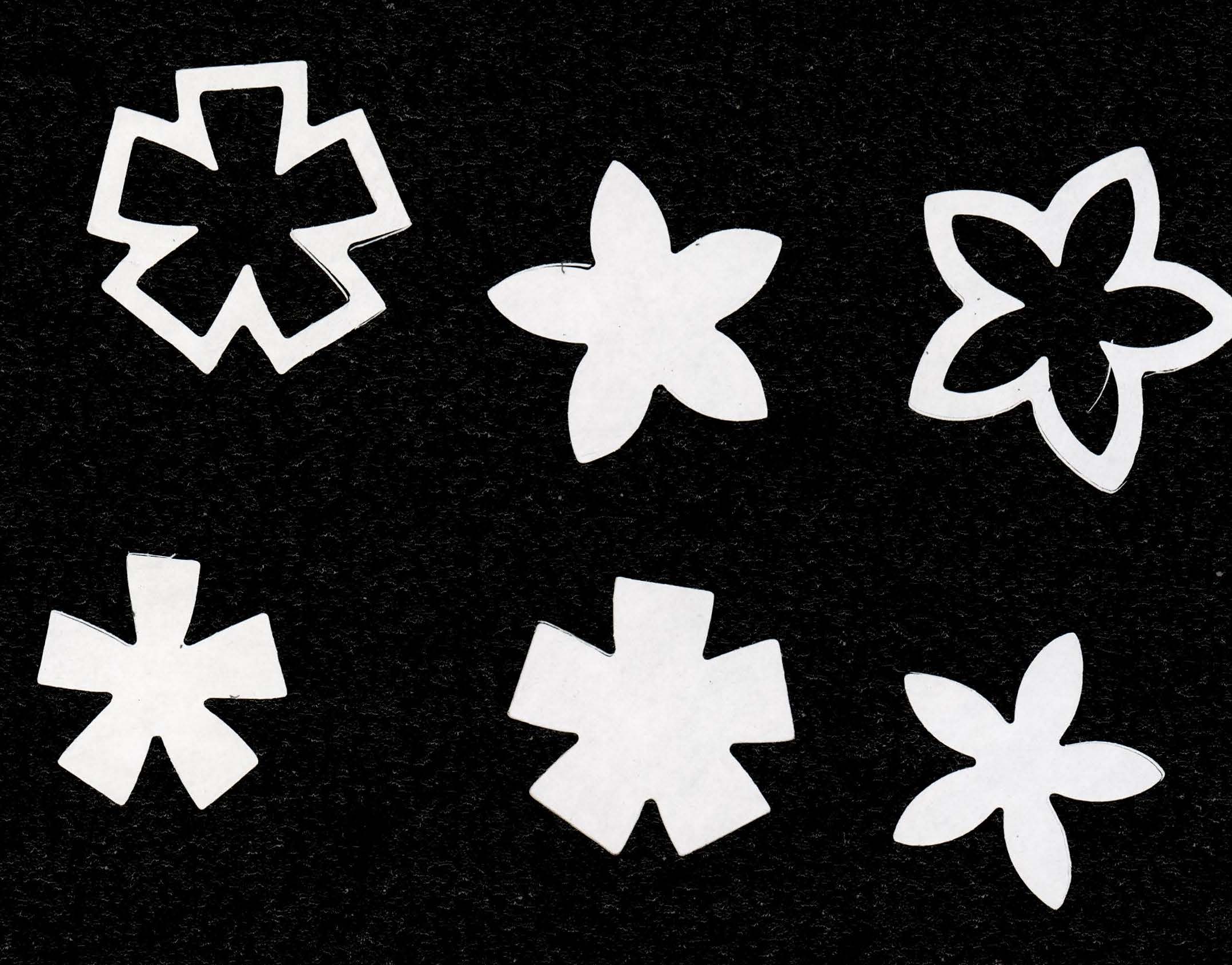 SIZZIX: Large Daises